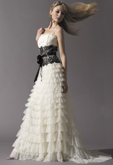 If you feel less is more than Jessica McClintock 39s bridal dress with black